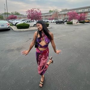 Meet your Posher, Mithara